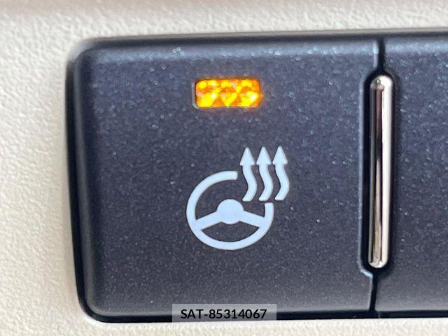 Lexus LS 2015-09 8245722-5