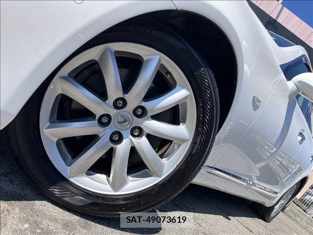 Lexus LS 2007-12 8245723-18