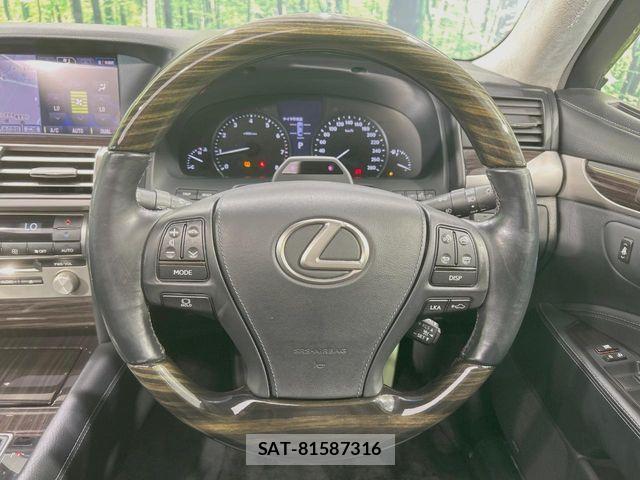 Lexus LS 2013-02 8336556-9