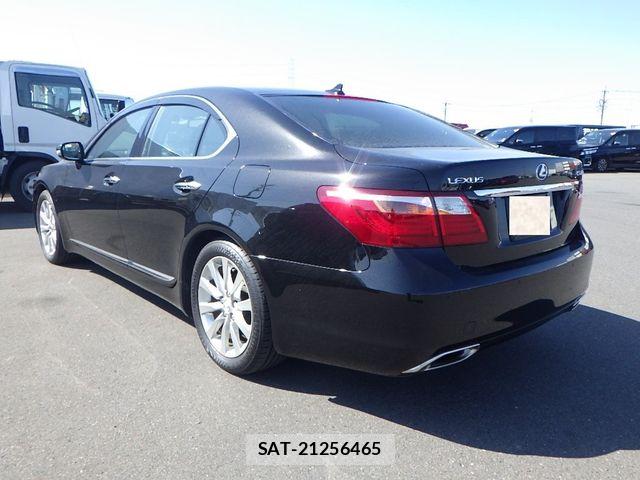 Lexus LS 2011-02 8336558-1