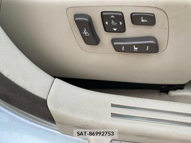 Lexus LS 2007-03 8336560-12