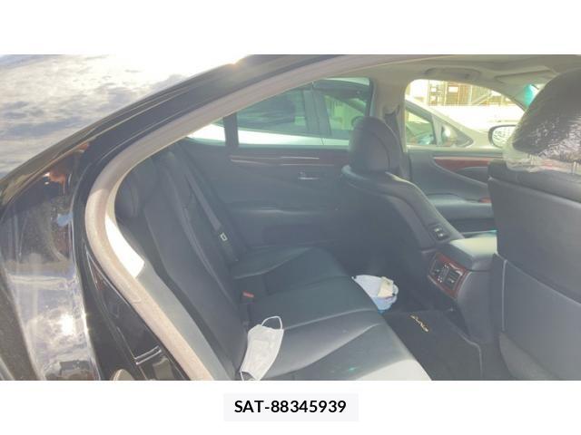 Lexus LS 2007-06 8366734-15