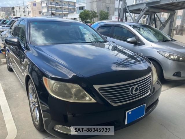 Lexus LS 2007-06 8366734-2