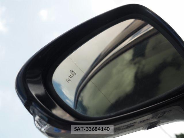 Lexus LS 2015-07 8366735-19