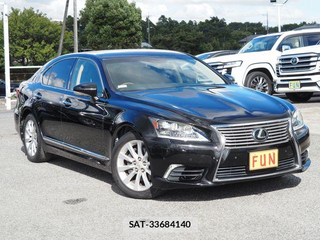 Lexus LS 2015-07 8366735-2