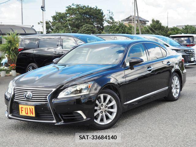 Lexus LS 2015-07 8366735-3