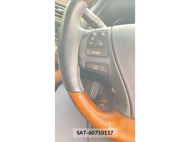 Lexus LS 2015-01 8371805-17