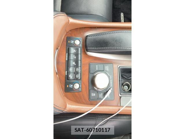 Lexus LS 2015-01 8371805-21