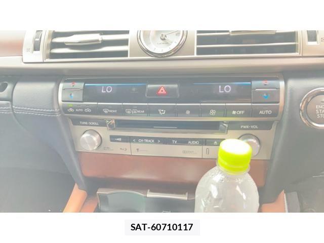 Lexus LS 2015-01 8371805-23