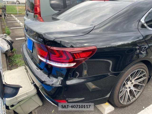 Lexus LS 2015-01 8371805-2