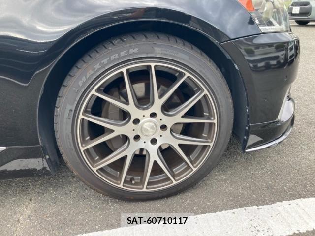 Lexus LS 2015-01 8371805-5