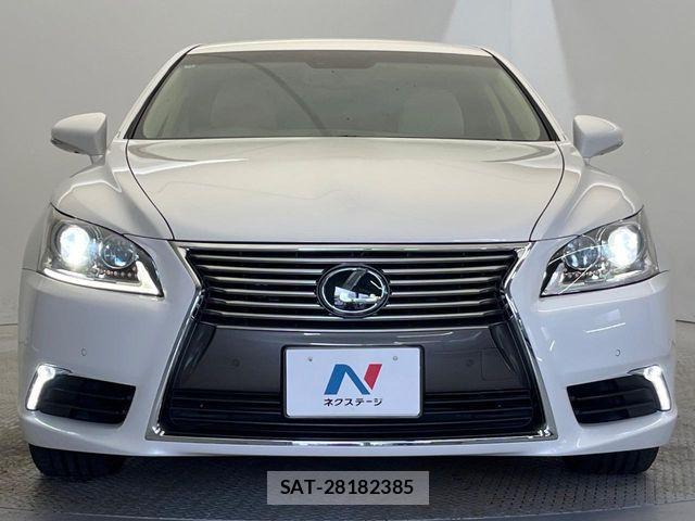 Lexus LS 2013-02 8413290-13