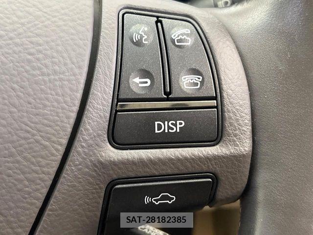 Lexus LS 2013-02 8413290-3