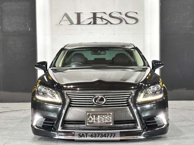 Lexus LS 2014-12 8485639-9