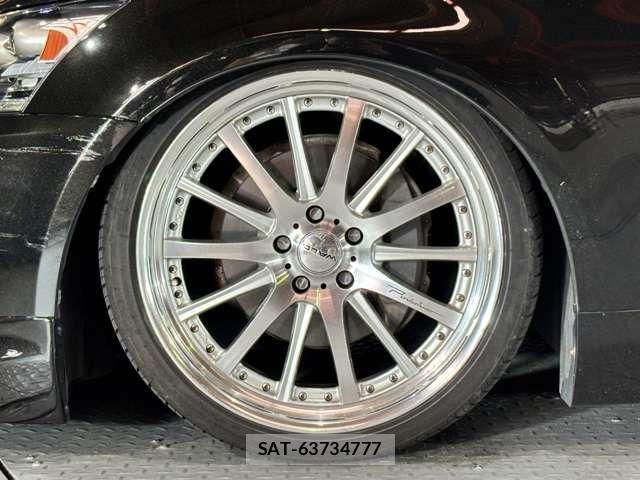 Lexus LS 2014-12 8485639-6