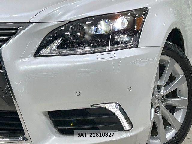 Lexus LS 2016-11 8525538-11