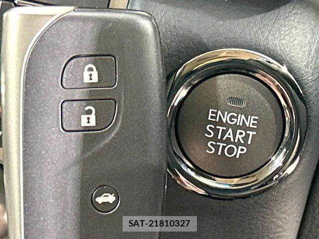 Lexus LS 2016-11 8525538-6