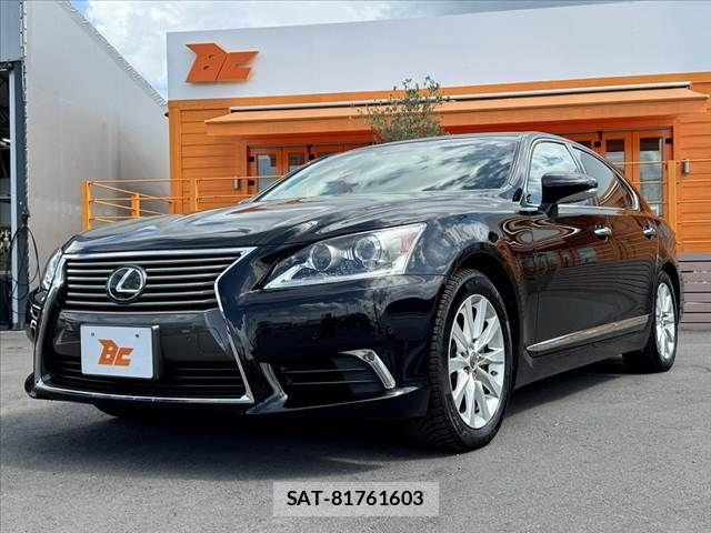 Lexus LS 2016-08 8562447-9