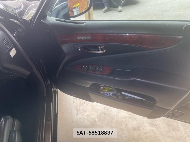 Lexus LS 2007-04 8829961-11