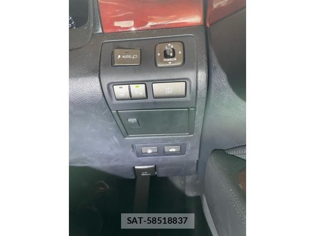 Lexus LS 2007-04 8829961-20