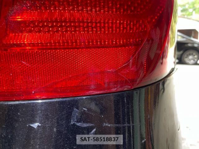 Lexus LS 2007-04 8829961-27