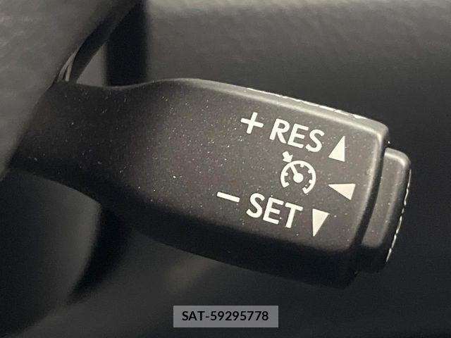 Lexus LS 2015-10 8849581-8