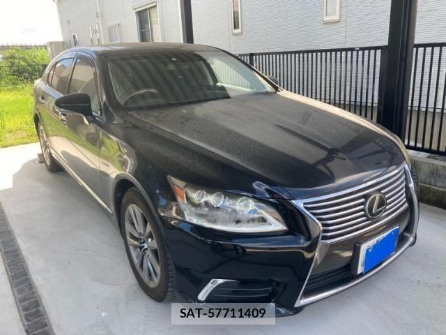 Lexus LS 2013-06 8871350-2