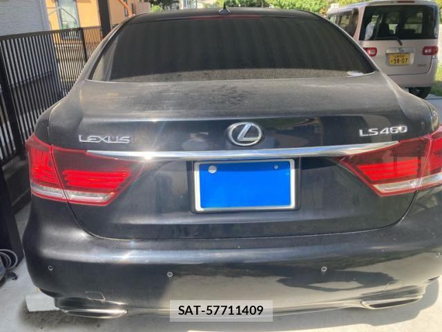 Lexus LS 2013-06 8871350-4