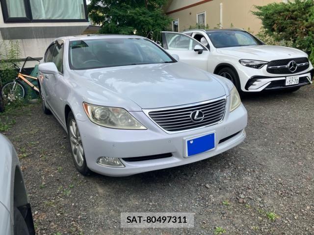 Lexus LS 2010-02 8036439-0