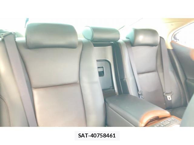 Lexus LS 2015-06 8457804-10
