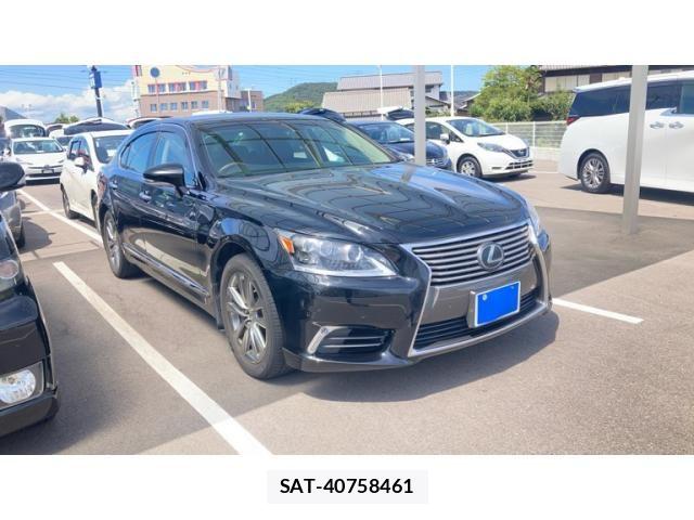 Lexus LS 2015-06 8457804-1
