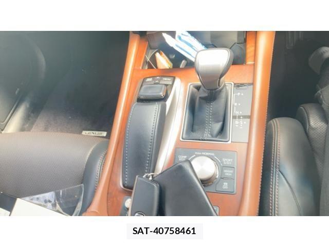 Lexus LS 2015-06 8457804-20