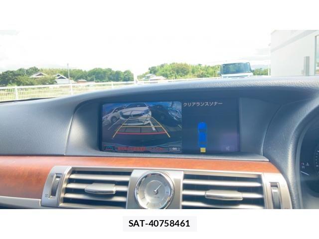 Lexus LS 2015-06 8457804-22