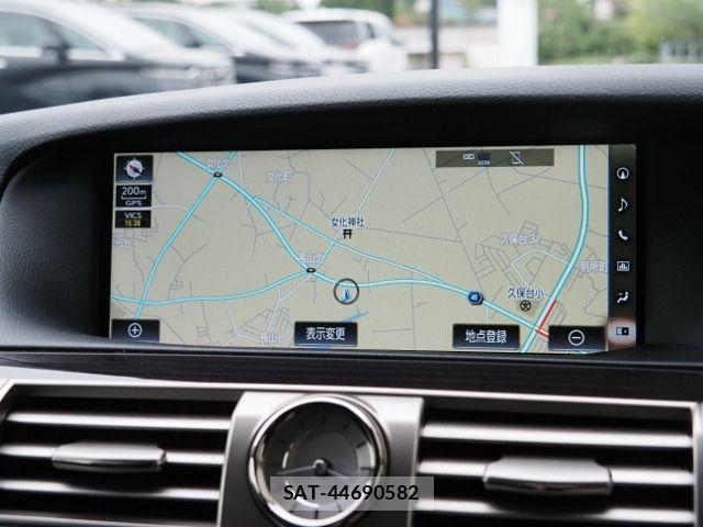 Lexus LS 2017-07 8743433-18