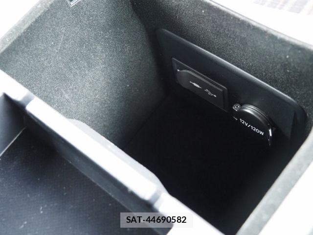 Lexus LS 2017-07 8743433-24