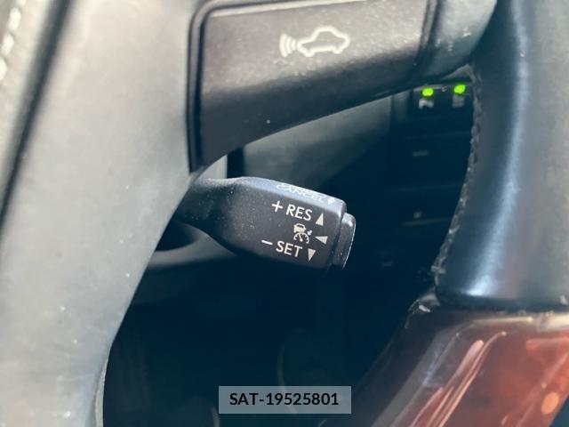 Lexus LS 2013-04 6011623-20