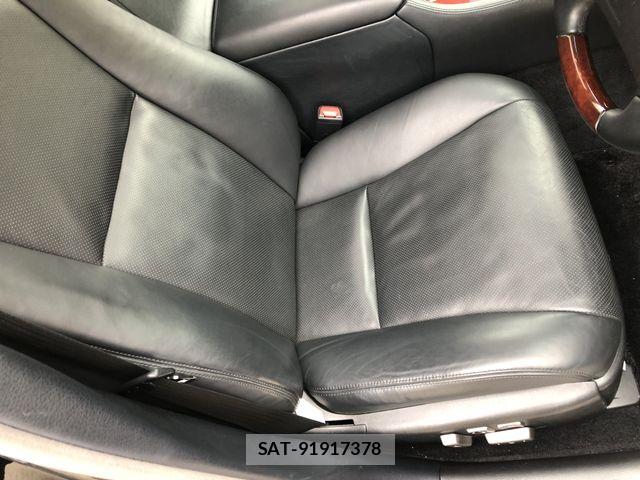 Lexus LS 2011-12 7328038-15