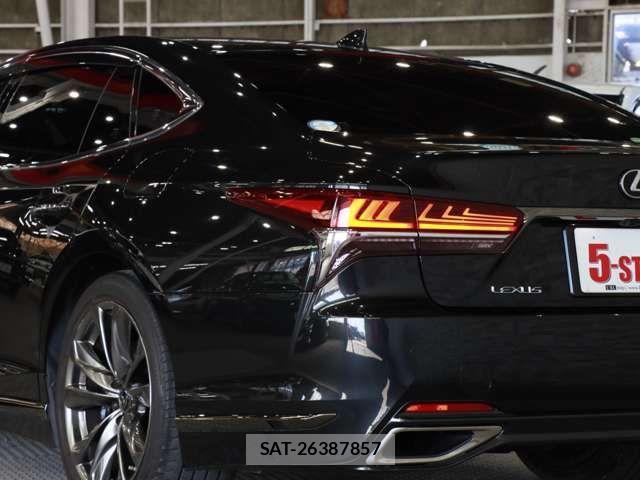Lexus LS 2019-11 628757-14