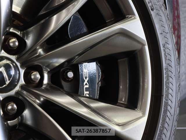 Lexus LS 2019-11 628757-6