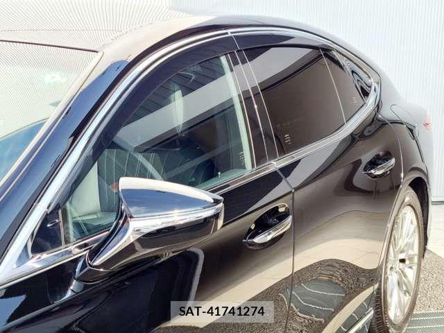 Lexus LS 2019-03 795578-15