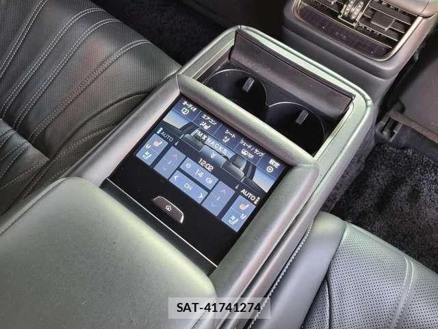 Lexus LS 2019-03 795578-8
