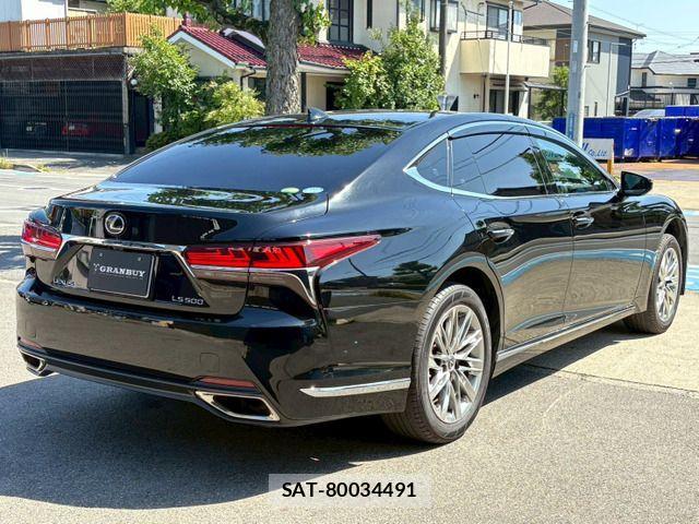 Lexus LS 2018-03 1041147-13