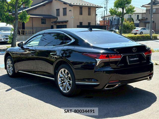 Lexus LS 2018-03 1041147-14