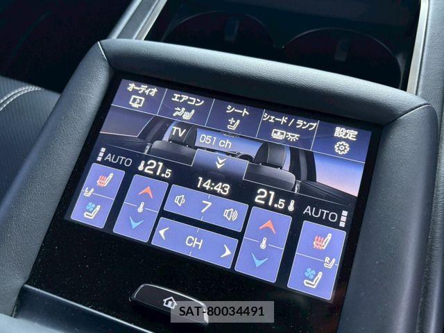 Lexus LS 2018-03 1041147-7