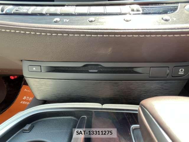 Lexus LS 2020-04 1139973-10