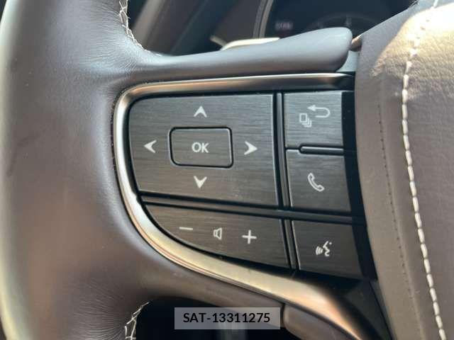 Lexus LS 2020-04 1139973-16