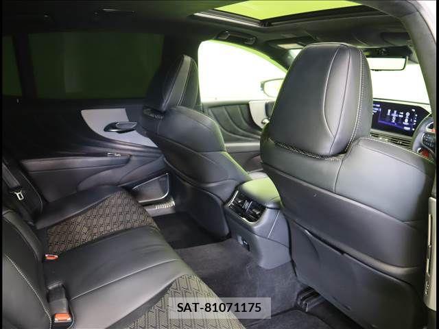Lexus LS 2021-03 1197838-23