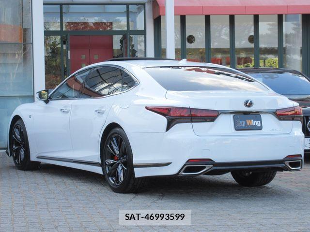Lexus LS 2023-09 2350522-9