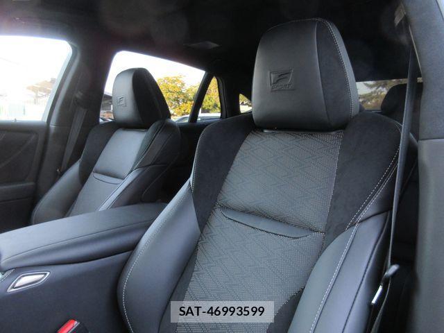 Lexus LS 2023-09 2350522-12