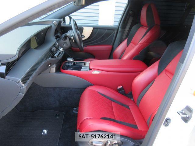 Lexus LS 2019-10 2350523-21